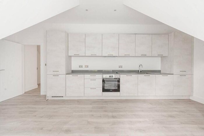 1 Bedroom Flat For Sale In West End Lane, Pinner, HA5