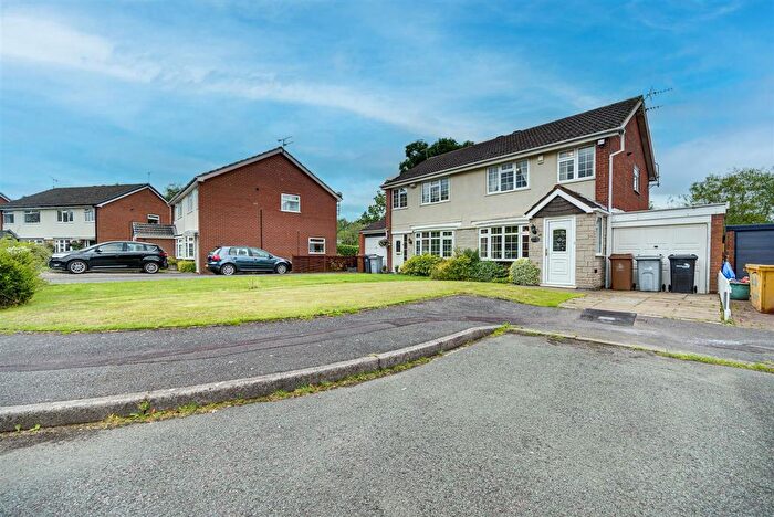 3 Bedroom Semi-Detached House For Sale In Camborne Close, Congleton, CW12