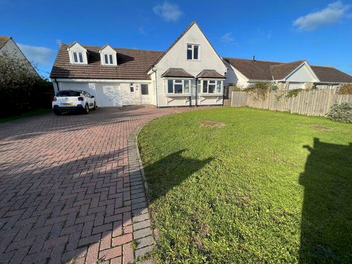 4 Bedroom House To Rent In Parc Eglos, Padstow, PL28