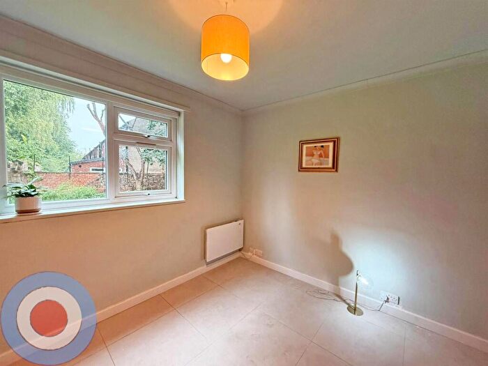 1 Bedroom House To Rent In Tintern Avenue Manchester, M20