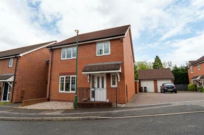4 Bedroom Property To Rent In Edwardian Close, Solihull, B90