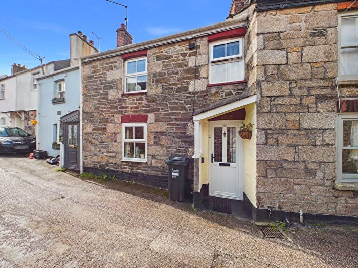 2 Bedroom Terraced House For Sale In Truro Lane, Penryn - Delightful Cottage, TR10