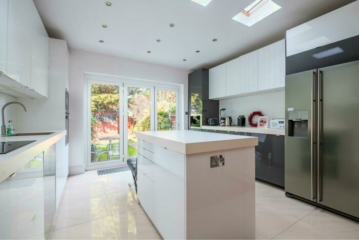 3 Bedroom Terraced House To Rent In Killearn Road, London, SE6