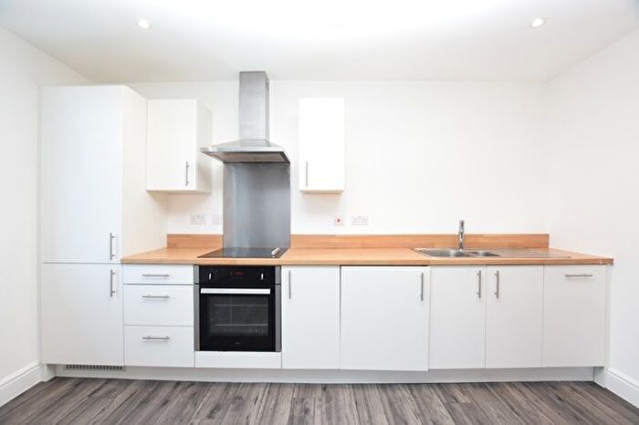 2 Bedroom Flat To Rent In Queens House, Sheffield, S1