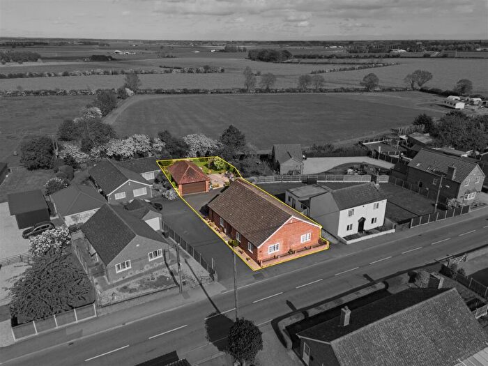 3 Bedroom Detached Bungalow For Sale In The Old Post Office, High Street, Walcott, LN4
