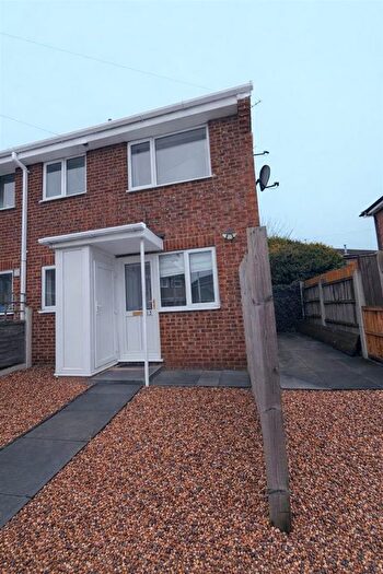 1 Bedroom End Terrace House To Rent In Acorn Close, Balderton, NG24