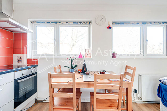 Apartment To Rent In Tresham Crescent, Lisson Grove, London, NW8