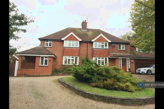 4 Bedroom Semi-Detached House To Rent In School Lane, Stock, CM4