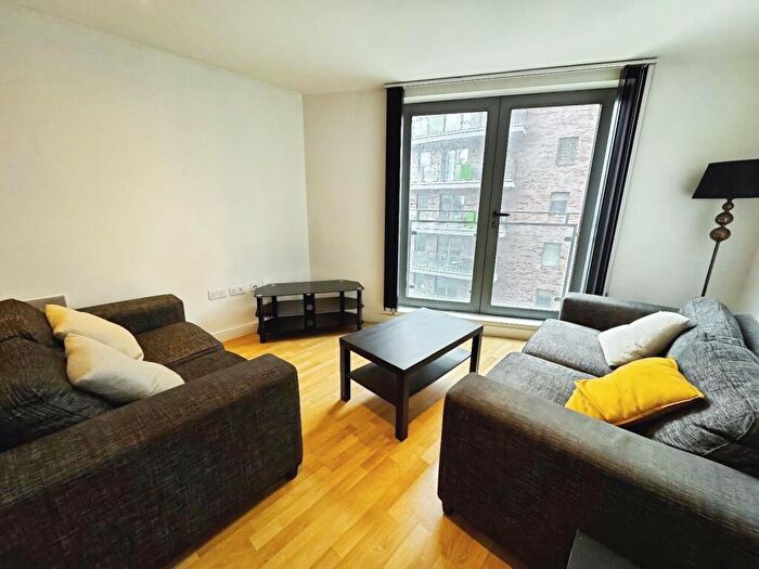 Flat To Rent In Cross Green Lane, Leeds, West Yorkshire, LS9