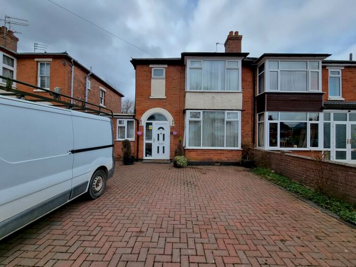 5 Bedroom Semi-Detached House To Rent In Brunswick Street, Leamington Spa, CV31