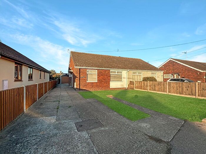 2 Bedroom Semi-Detached Bungalow For Sale In Clacton Road, Thorrington, Colchester, CO7