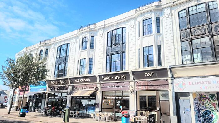 1 Bedroom Flat To Rent In South Street, Worthing, BN11