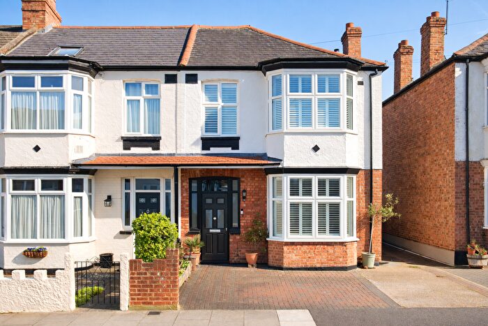 3 Bedroom Semi Detached House For Sale In Lavender Grove, Collier's Wood Borders, CR4