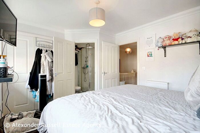 3 Bedroom Terraced House For Sale In Station Mews, Ramsgate, CT12