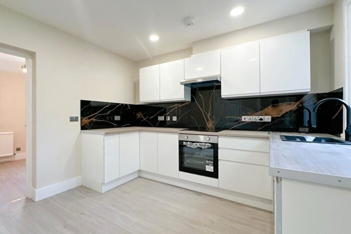 2 Bedroom Terraced House To Rent In Watermens Square, High Street, London, SE20