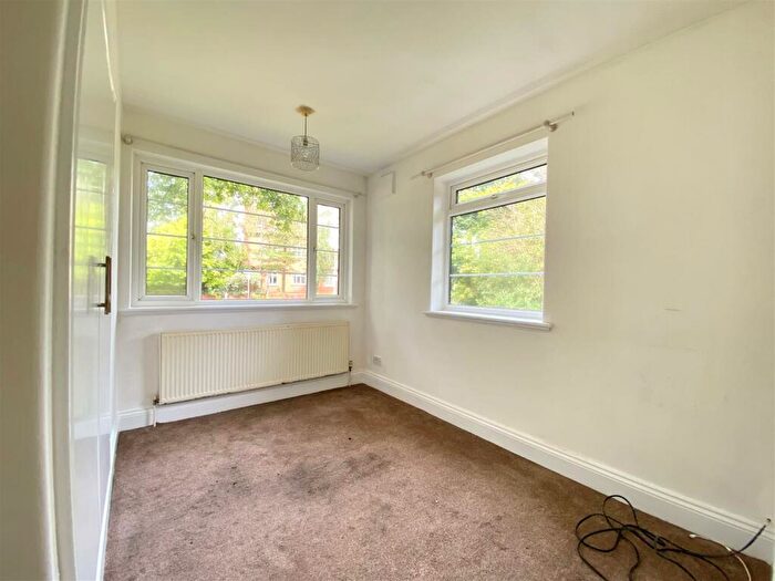 2 Bedroom Apartment To Rent In Didsbury, Wilmslow Road, Manchester, M20