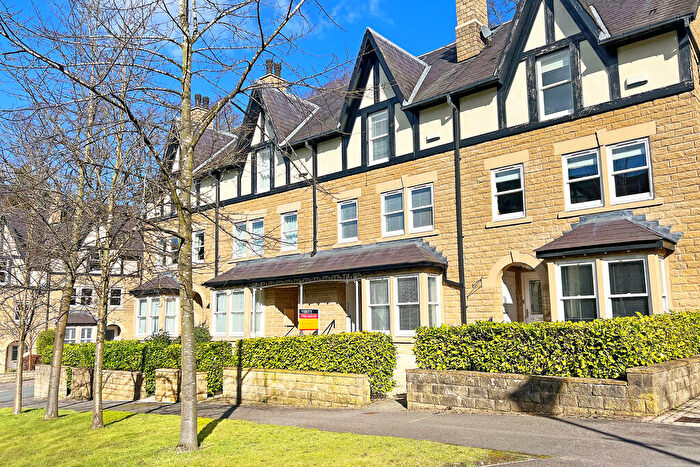 4 Bedroom Town House For Sale In Portland Crescent, Harrogate, HG1