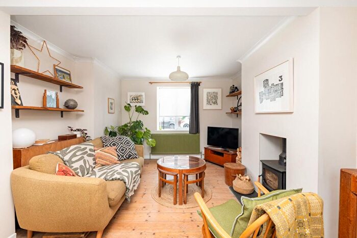 3 Bedroom Semi-detached House For Sale In Marigold Walk, Ashton, BS3