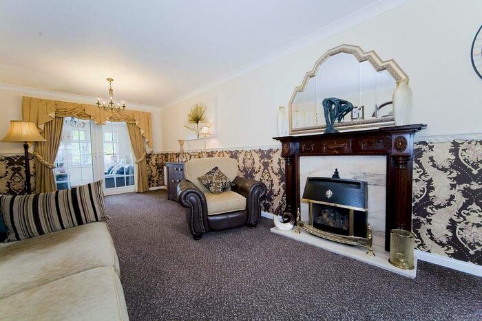 4 Bedroom Detached House For Sale In Jaywood Close, Hartlepool, TS27