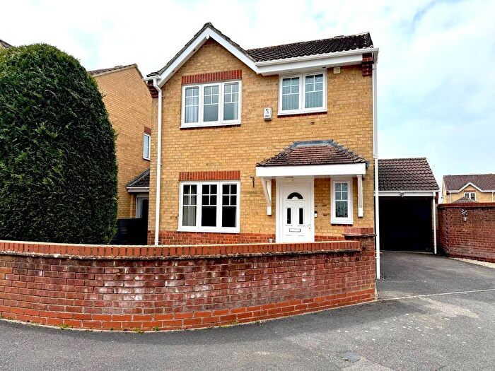 3 Bedroom Detached House To Rent In Pope Close, Swindon, SN25