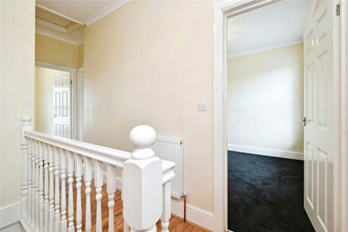 3 Bedroom End Of Terrace House For Sale In Pantyffynnon Road, Ammanford, Carmarthenshire, SA18