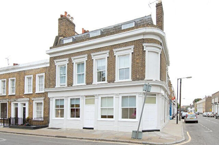 2 Bedroom Apartment To Rent In White Horse Road, Limehouse, E1