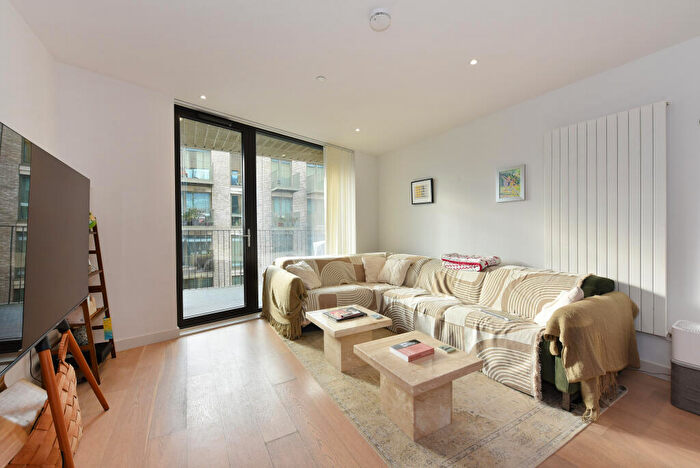 1 Bedroom Flat For Sale In Mercier Court, Royal Wharf, E16