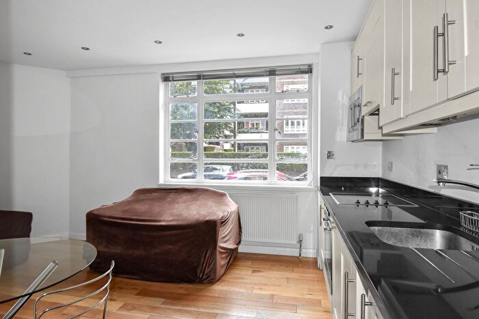 1 Bedroom Flat To Rent In Sloane Avenue, Chelsea, SW3
