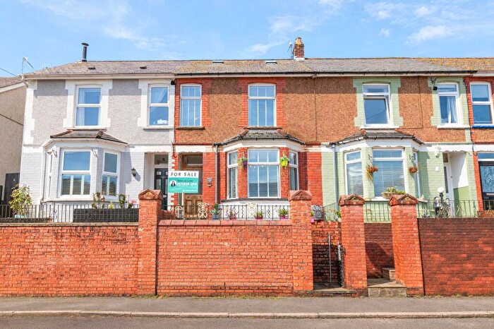 3 Bedroom Terraced House For Sale In Tyllwyd Place, Newbridge, NP11