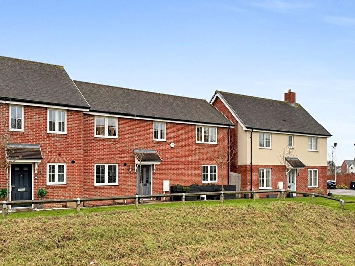 2 Bedroom Mews For Sale In Thistle Spinney, Worthing, BN13