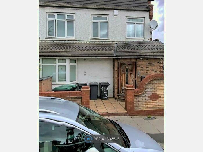 2 Bedroom Flat To Rent In Crowland Road, London N15