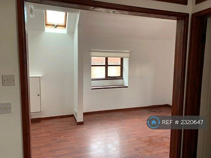 Studio To Rent In Frome, Frome, BA11