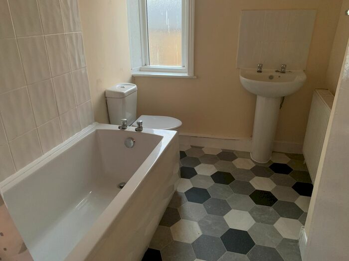 2 Bedroom Terraced House To Rent In Reed Street, Burnley, BB11