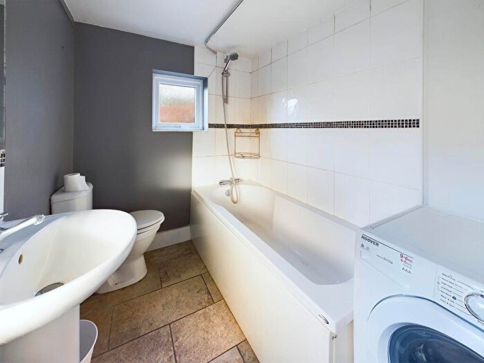 2 Bedroom Semi-Detached House For Sale In Pump Lane North, Marlow, SL7