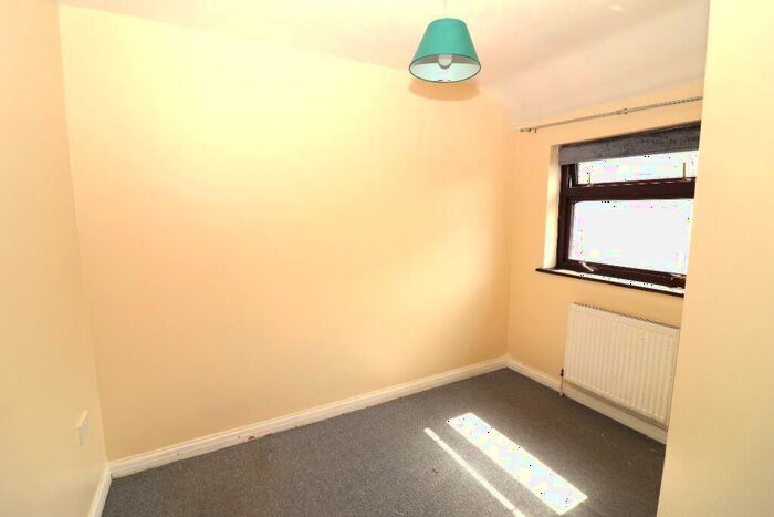 3 Bedroom Terraced House For Sale In Third Avenue, Dagenham, London, RM10
