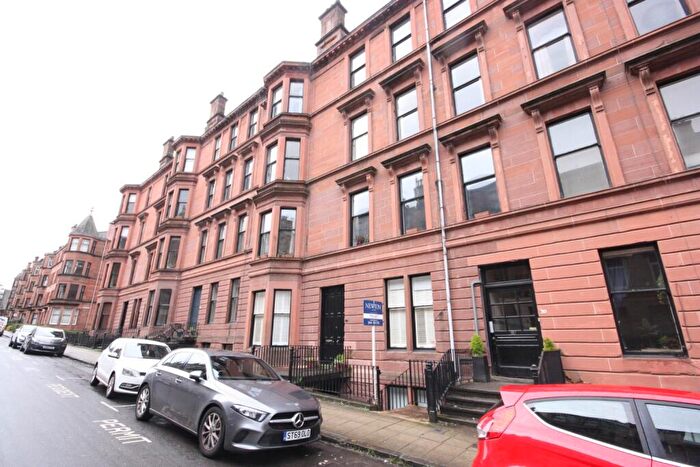 3 Bedroom Flat To Rent In A Kersland Street, Glasgow, G12