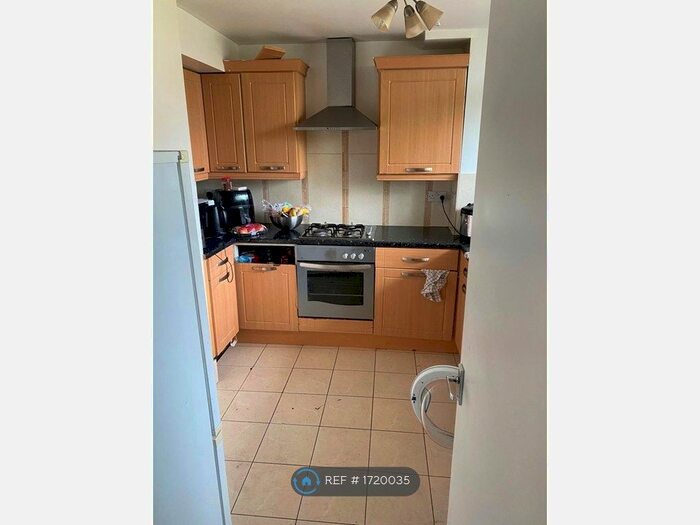4 Bedroom Flat To Rent In Islington, London, N7
