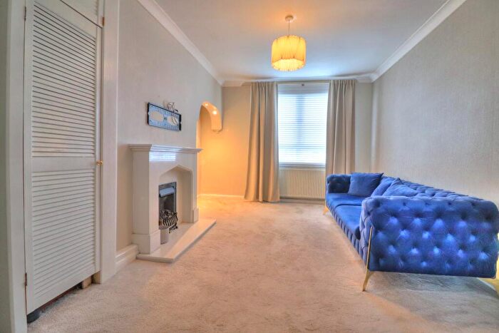 1 Bedroom Flat For Sale In Knowe Road, Glasgow, G69