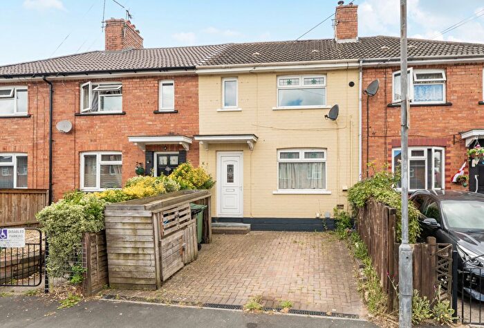 3 Bedroom Terraced House For Sale In Kildare Road, Bristol, BS4
