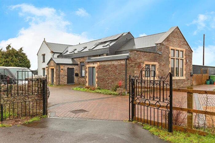 4 Bedroom Character Property For Sale In Broad Lane, Westerleigh, Bristol, BS37