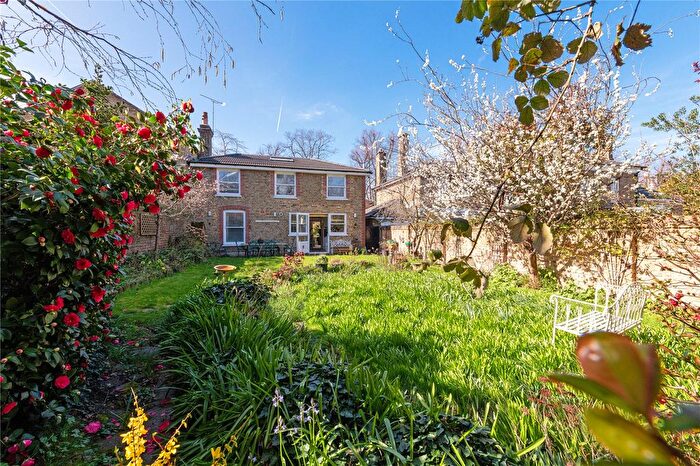 4 Bedroom End Terrace House For Sale In Putney Park Avenue, Putney, London, SW15