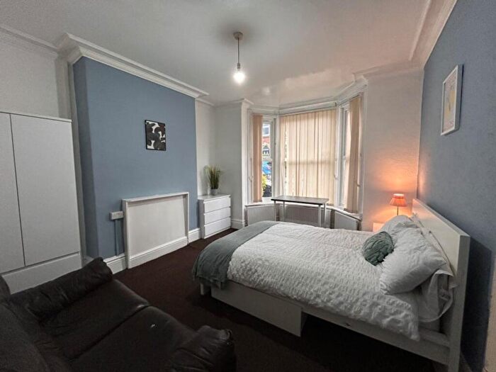 1 Bedroom House To Rent In Hunter House Road, Sheffield, S11