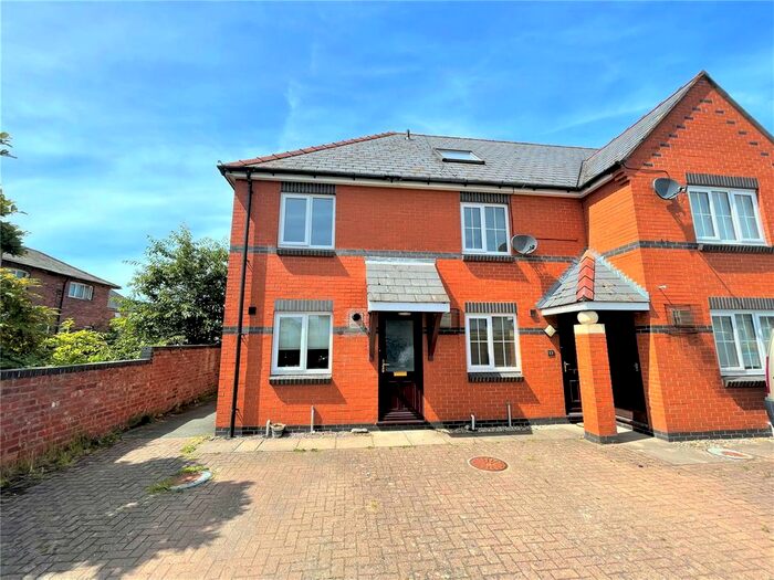 2 Bedroom End Of Terrace House To Rent In Maesyneuadd, Caersws, Powys, SY17