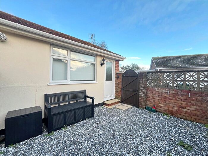 1 Bedroom Bungalow To Rent In Riverside, Rope Walk, Littlehampton, West Sussex, BN17