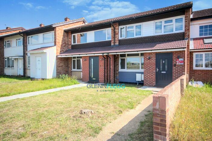 3 Bedroom Property To Rent In Parlaunt Road, Langley, Slough, SL3