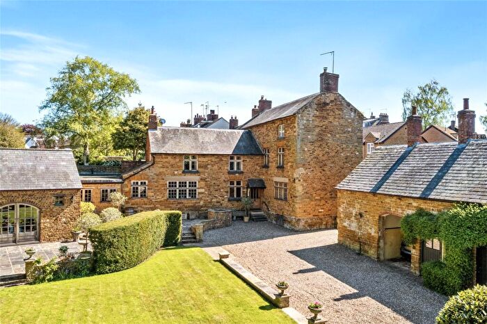 5 Bedroom Detached House For Sale In The Brown House, Brixworth, NN6