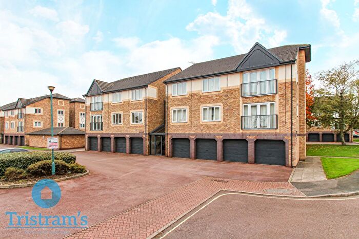 2 Bedroom Flat To Rent In Manor Park Court, Derby, DE22