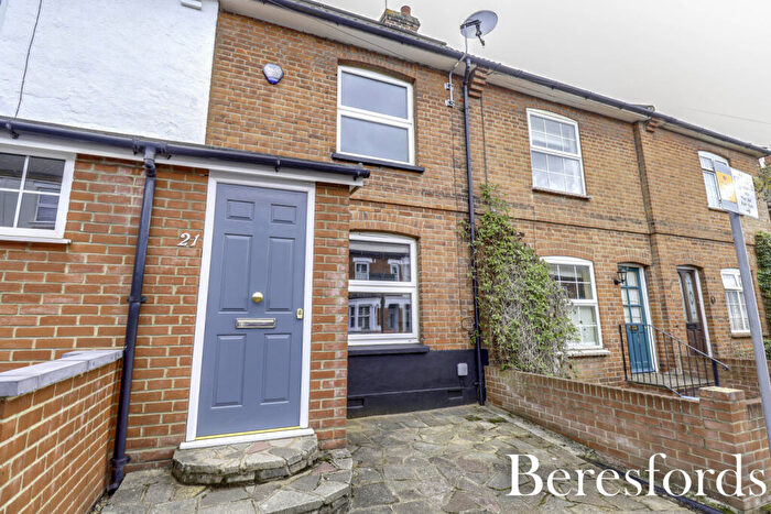 2 Bedroom Terraced House For Sale In Chase Road, Brentwood, CM14
