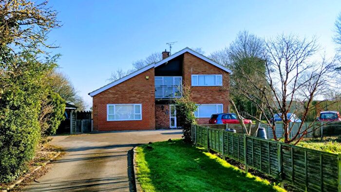 5 Bedroom Detached House For Sale In Church Lane, Saxilby, Lincoln, LN1