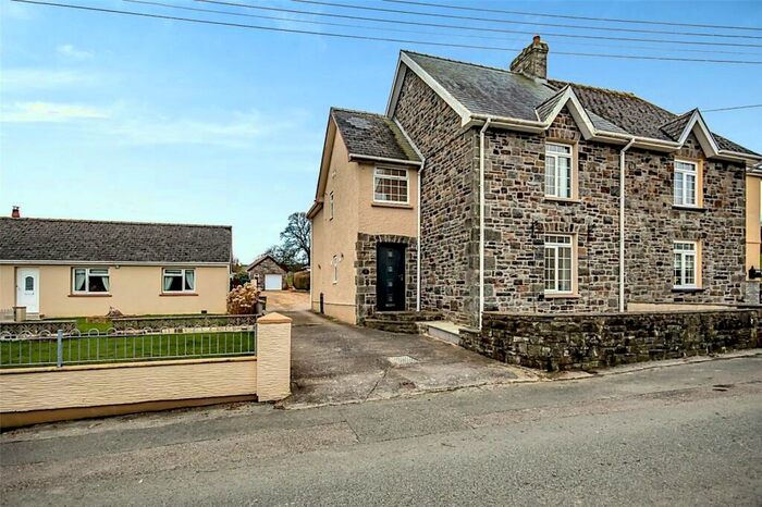 3 Bedroom Semi-Detached House For Sale In Velfrey Road, Whitland, SA34